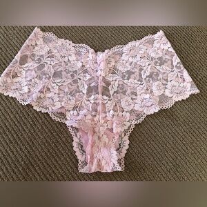 50% OFF SALE!!  Vintage Victoria’s Secret Angels Pink Lace Boyshort, Medium